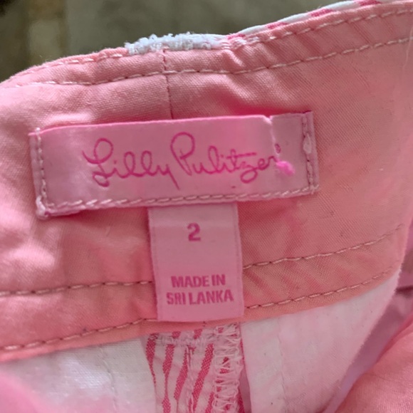 Lilly Pulitzer Pink & White Stripe Buttercup Shorts in Fancy Seersucker - Picture 4 of 6
